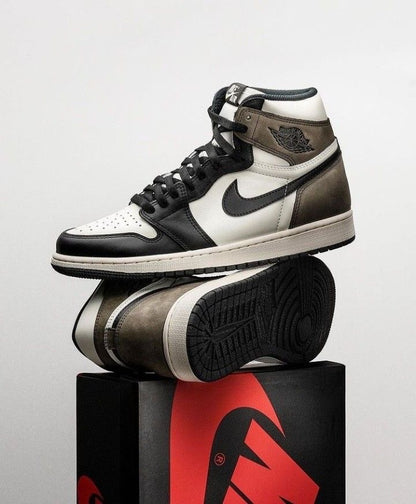Travis Scott Nike Air Jordan 1